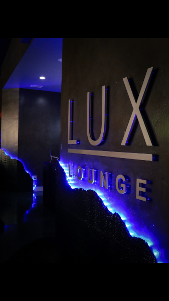 LUX Lounge photo 4