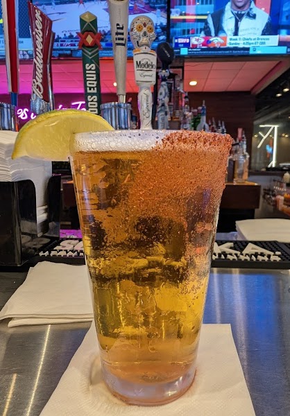 Oak Texas Bar & Grill - Southtown photo 4