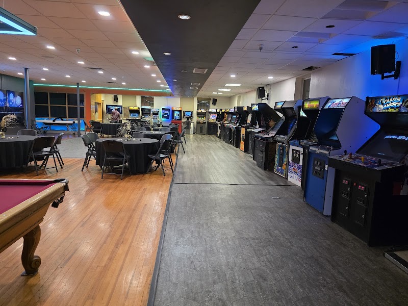 LIT ARCADE BAR photo 3