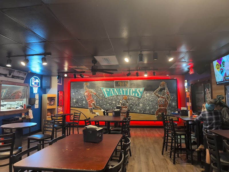 Fanatics Sports Bar & Grill photo 3