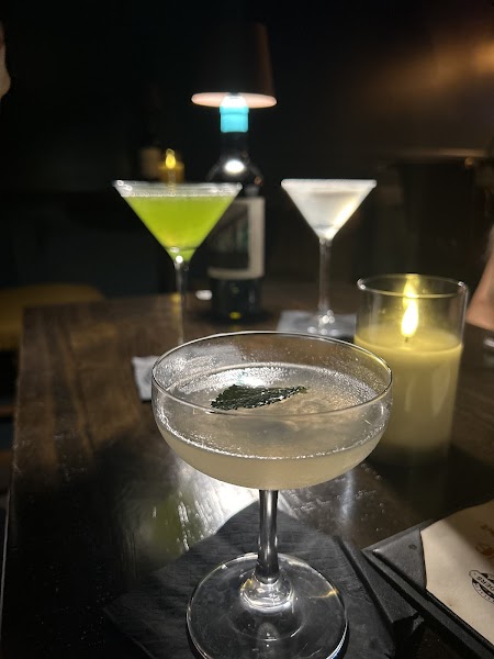 FOUNDERS 1919 COCKTAIL LOUNGE photo 3