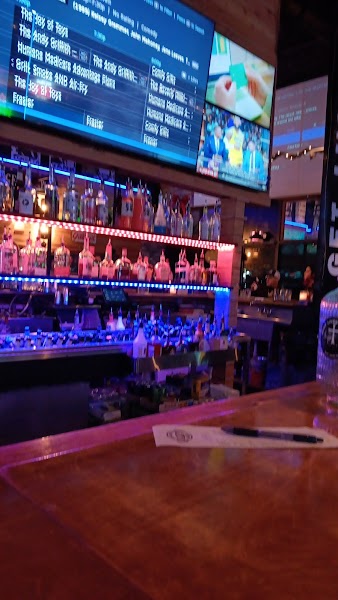Lucky's Sports Bar photo 4