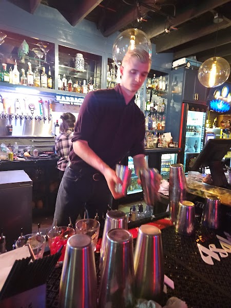 Sir's Martini Lounge photo 5