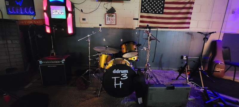 Star Lite Saloon photo 3