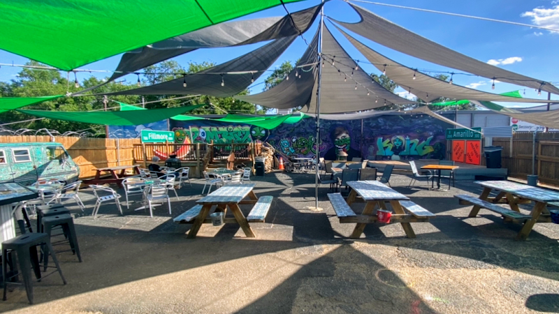 Zombiez Bar & Grill photo 3