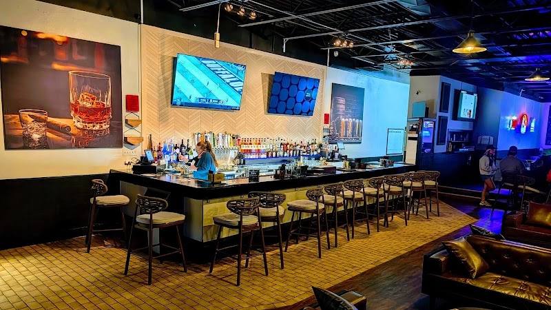 Signatures Cocktail Lounge