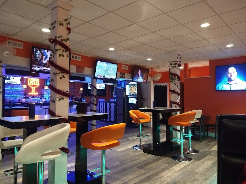 Lavish Lounge, Bar and Restaurant
