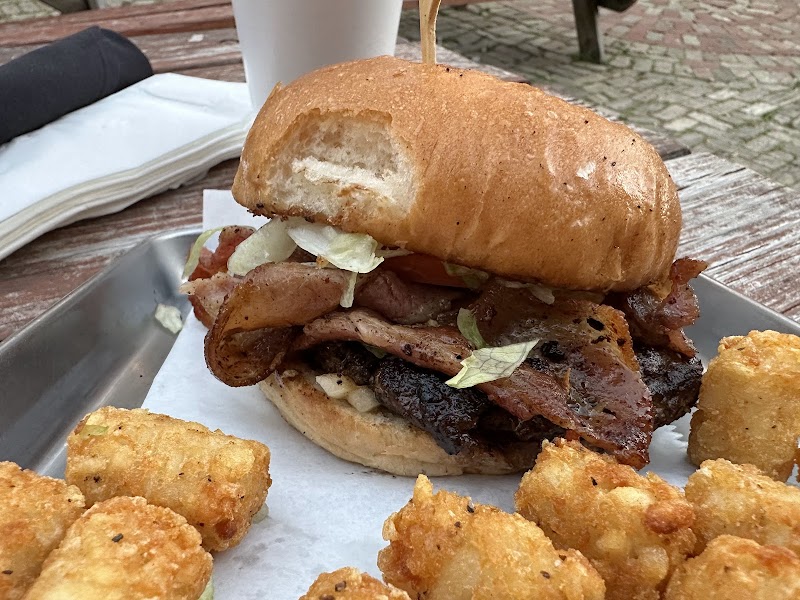 Iron Horse Bar & Grill photo 3