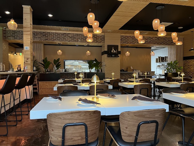 Sakhuu Thai Flower Mound