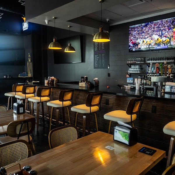 The Baked Crust - Pizza & Taproom in Leander, TX