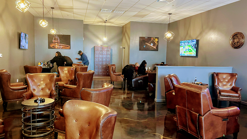 Hillside Cigar lounge photo 2