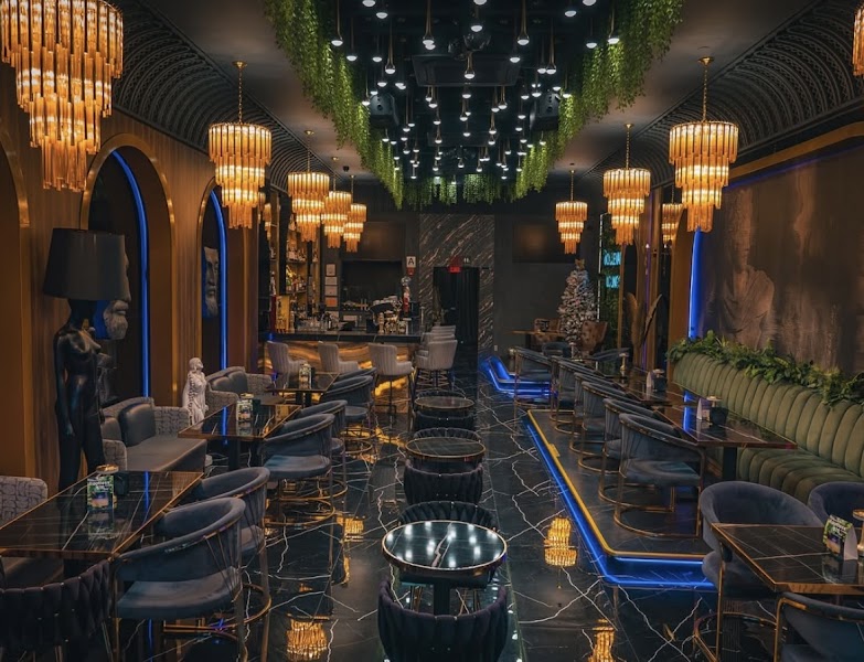 Boulevard Lounge photo 3