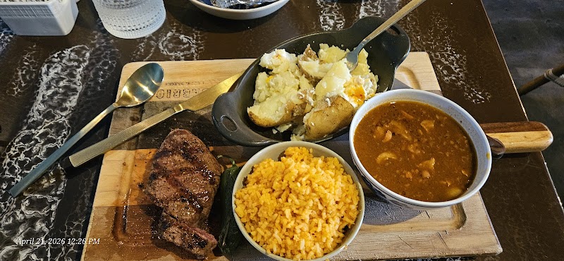 Barrio Eats & Drinks photo 3
