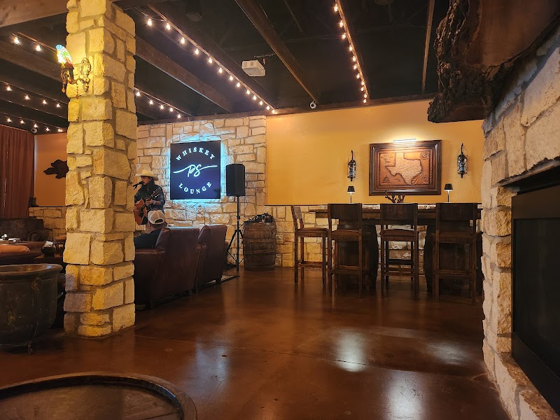 PS Whiskey Lounge photo 2