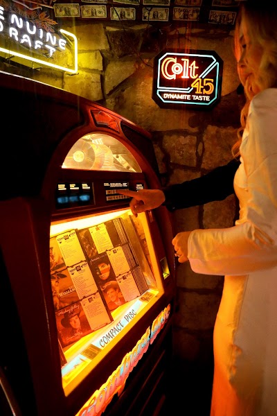Devil's Backbone Tavern