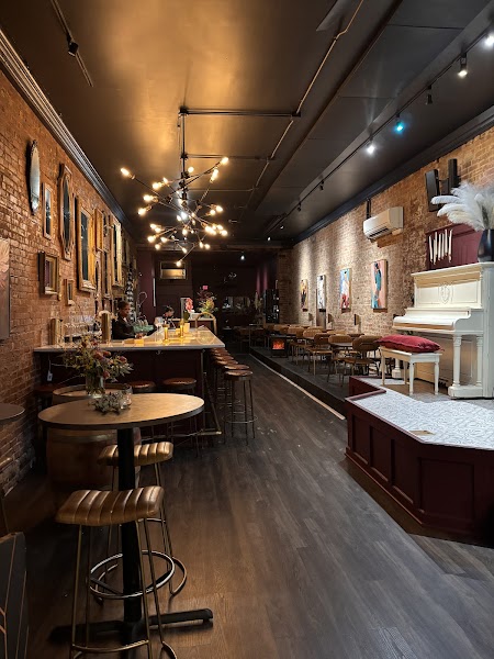 Estilo Y Vino Wine Bar