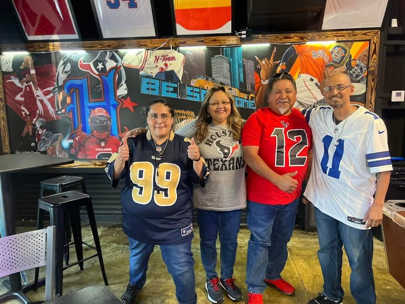 Ace of Clubs Sports Lounge photo 2