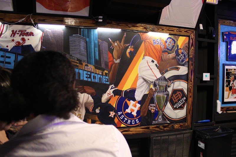 Ace of Clubs Sports Lounge photo 3