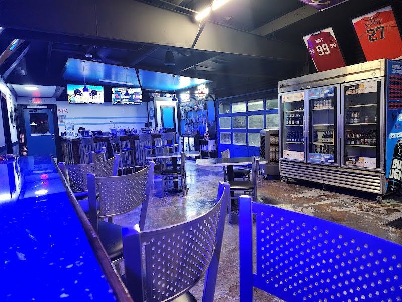 Ace of Clubs Sports Lounge photo 5