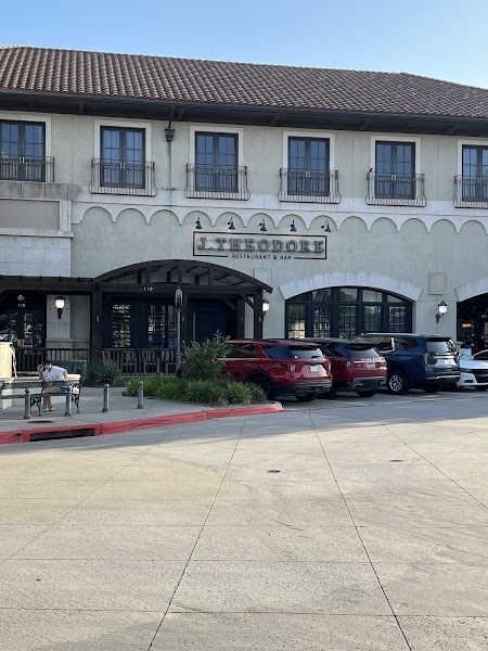 J.Theodore Restaurant & Bar photo 5