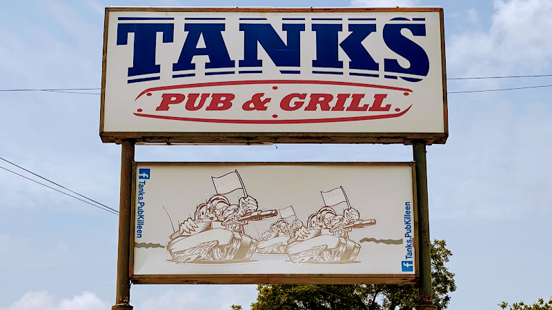 Tanks Pub and Grill photo 4