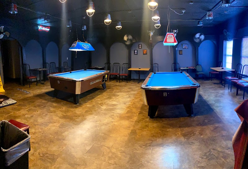 Tanks Pub and Grill photo 5