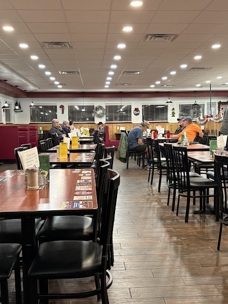 Hallmark Restaurant photo 3