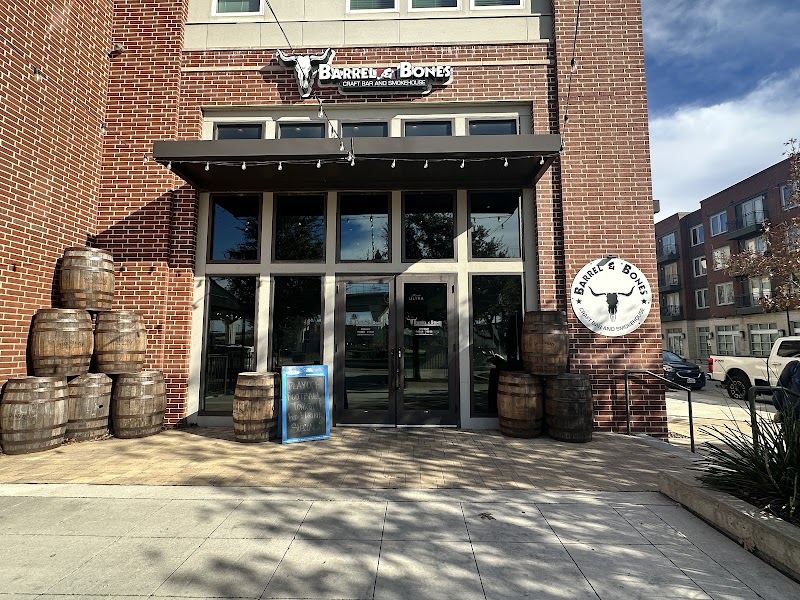 Barrel & Bones Craft Bar and Smokehouse photo 5