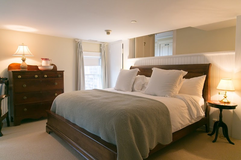 Bridgehampton Inn & Restaurant photo 2