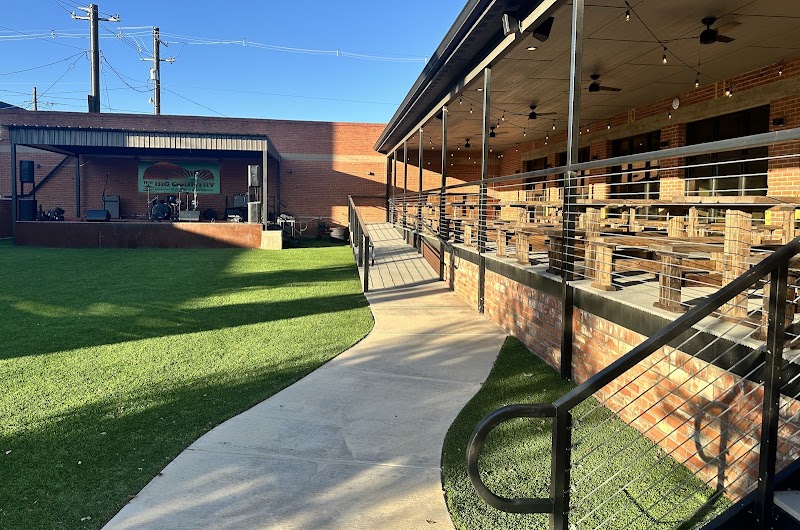 The Big Country Beer Garden photo 3