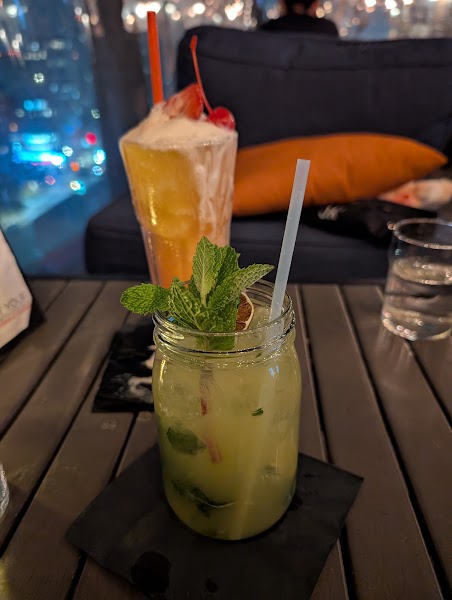 Leaf Bar & Lounge photo 3