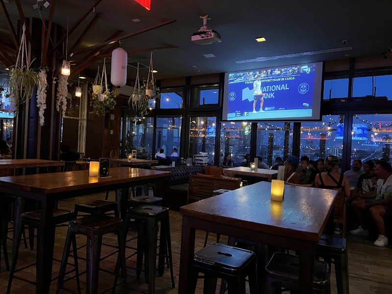 Leaf Bar & Lounge photo 5