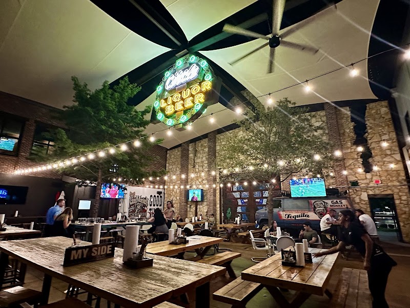 Gas Monkey Icehouse photo 3