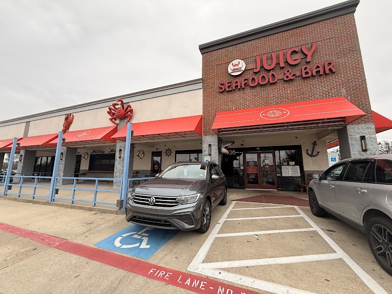 Juicy seafood and bar photo 4