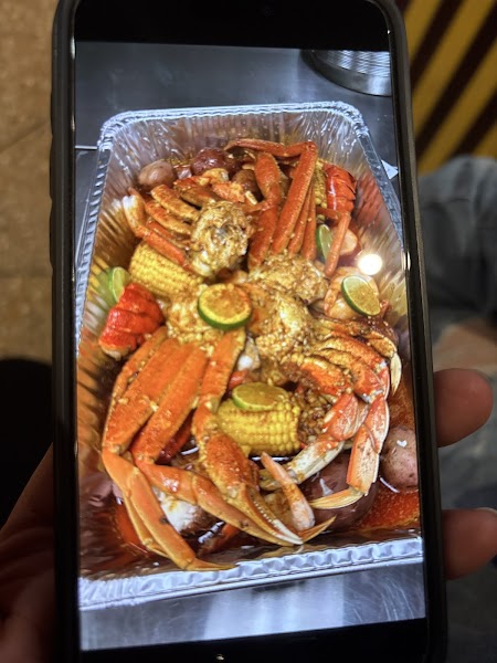 Juicy seafood and bar photo 5
