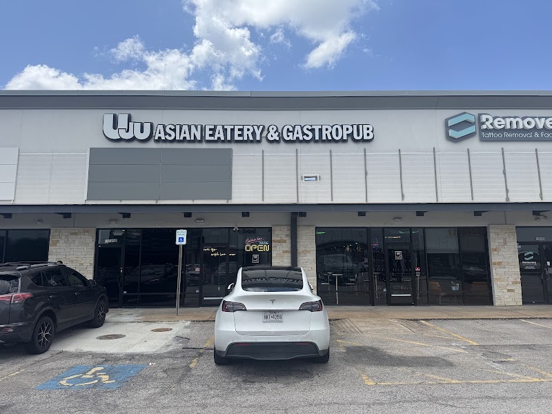 Uju Asian Eatery & Gastropub
