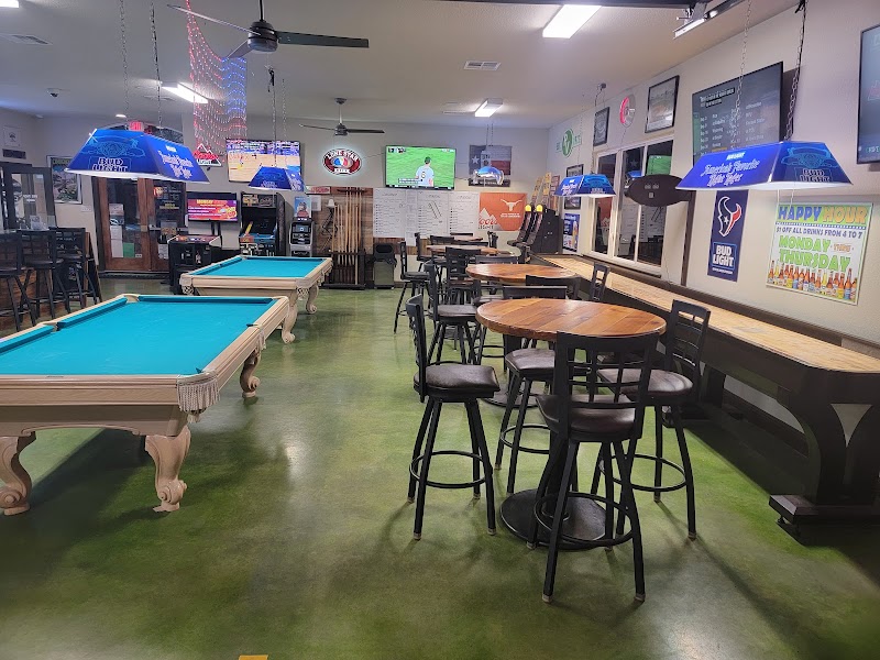 Caddie Shack Sports Bar photo 2