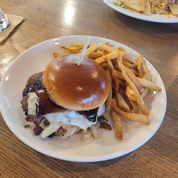 Applebee's Grill + Bar photo 4