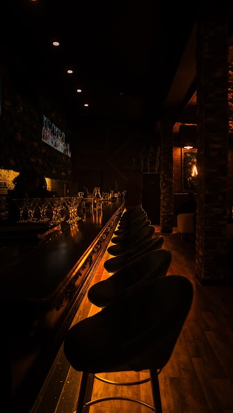 Aura Restaurant