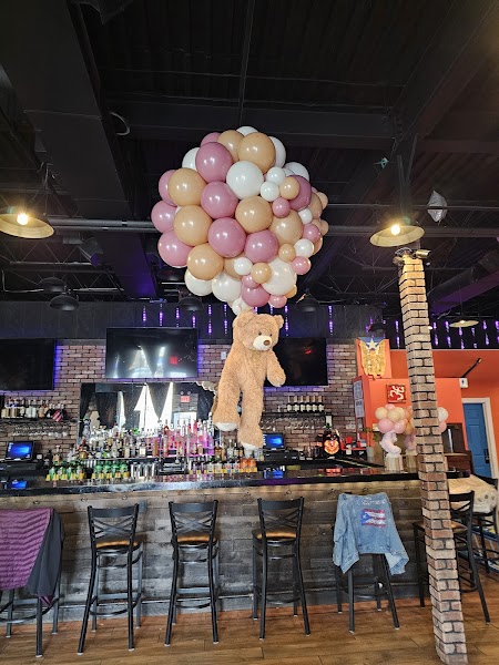LatinGrooves bar and lounge photo 3
