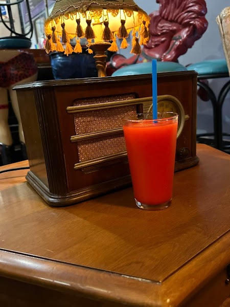 Tom's Daiquiri Place photo 2