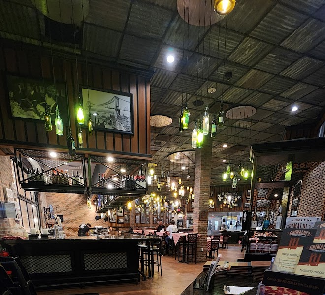 Grimaldi's Pizzeria photo 4