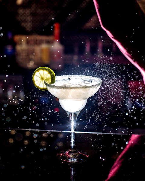 360 BAR & Lounge photo 2