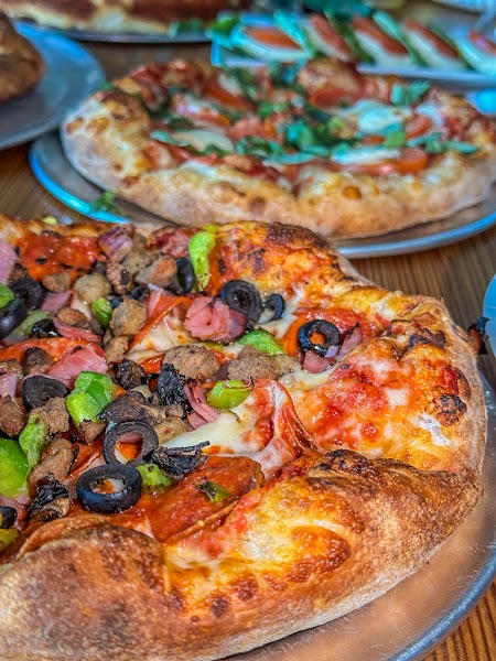 Aviator Pizza & Drafthouse photo 4