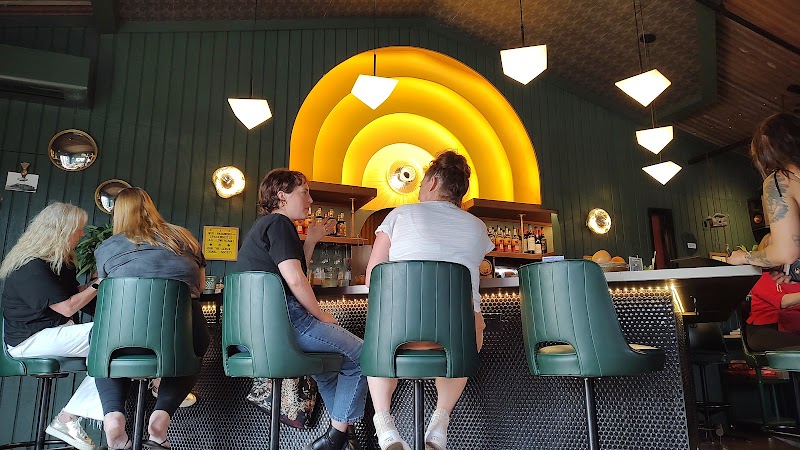 Senza Maeso Tasting Room and Bar photo 2