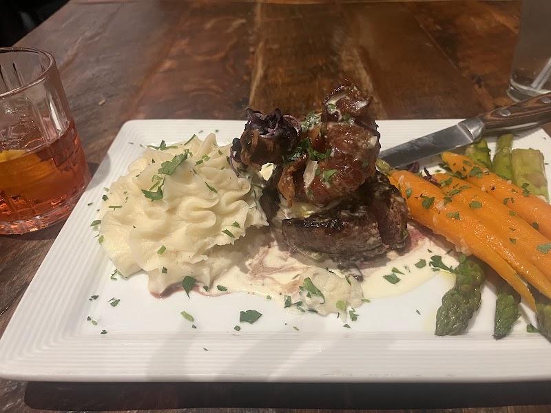 Verf's Grill & Tavern photo 5
