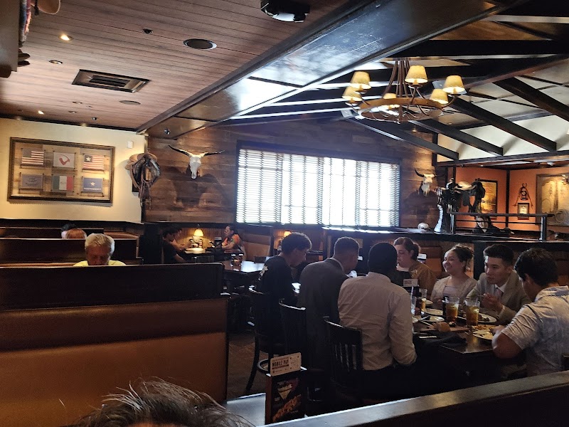 LongHorn Steakhouse photo 4