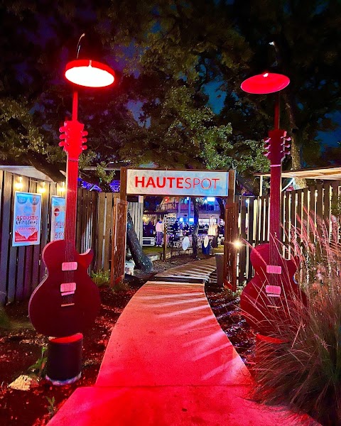 Haute Spot photo 5