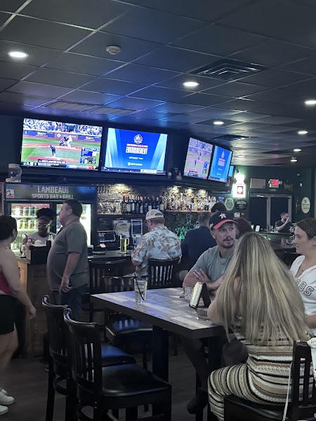 Lambeau's Sports Bar & Grill photo 3