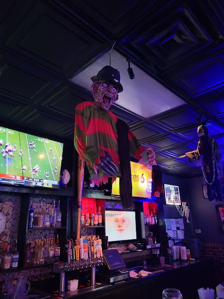 The Ticket Sports Bar & Grill photo 4